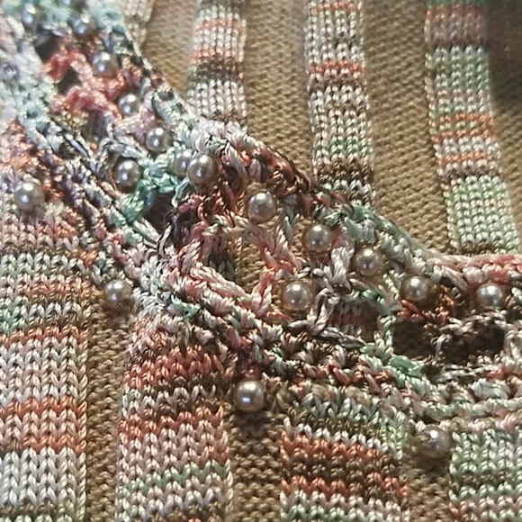 Jh.collectables ribbed top - Picture 2 of 7